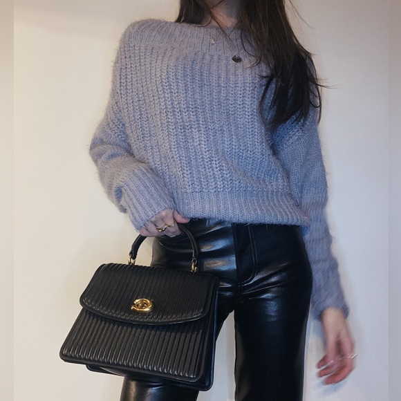 Purple dynamite sweater - Picture 2 of 2